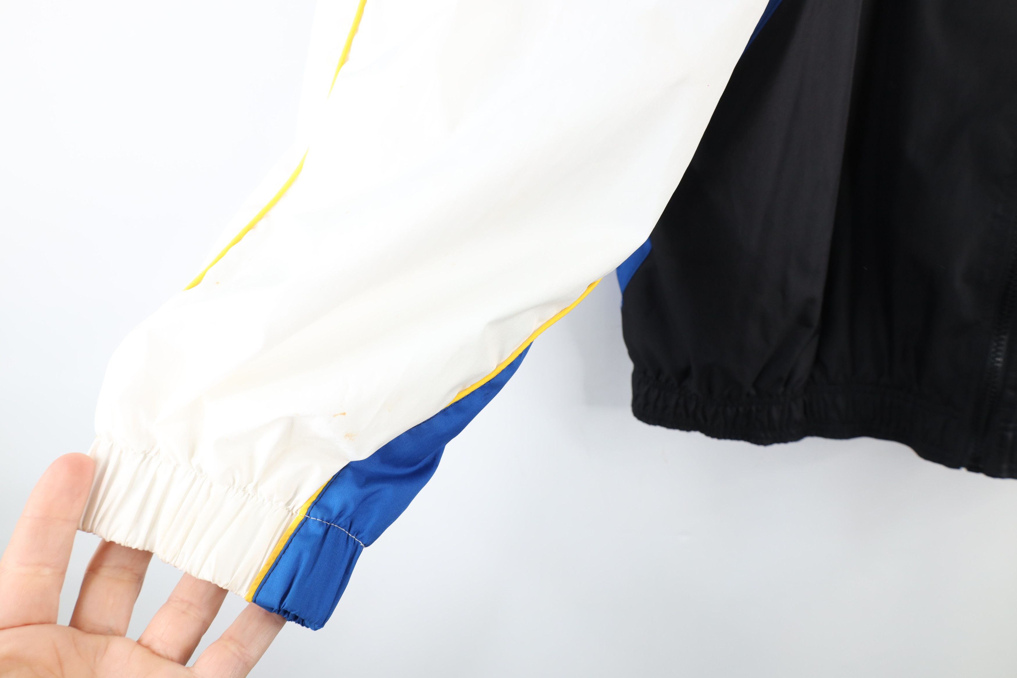 Umbro × Vintage Vintage 90s Umbro Soccer Full Zip Warm Up Windbreaker Jacket Size US XL / EU 56 / 4 - 6 Thumbnail