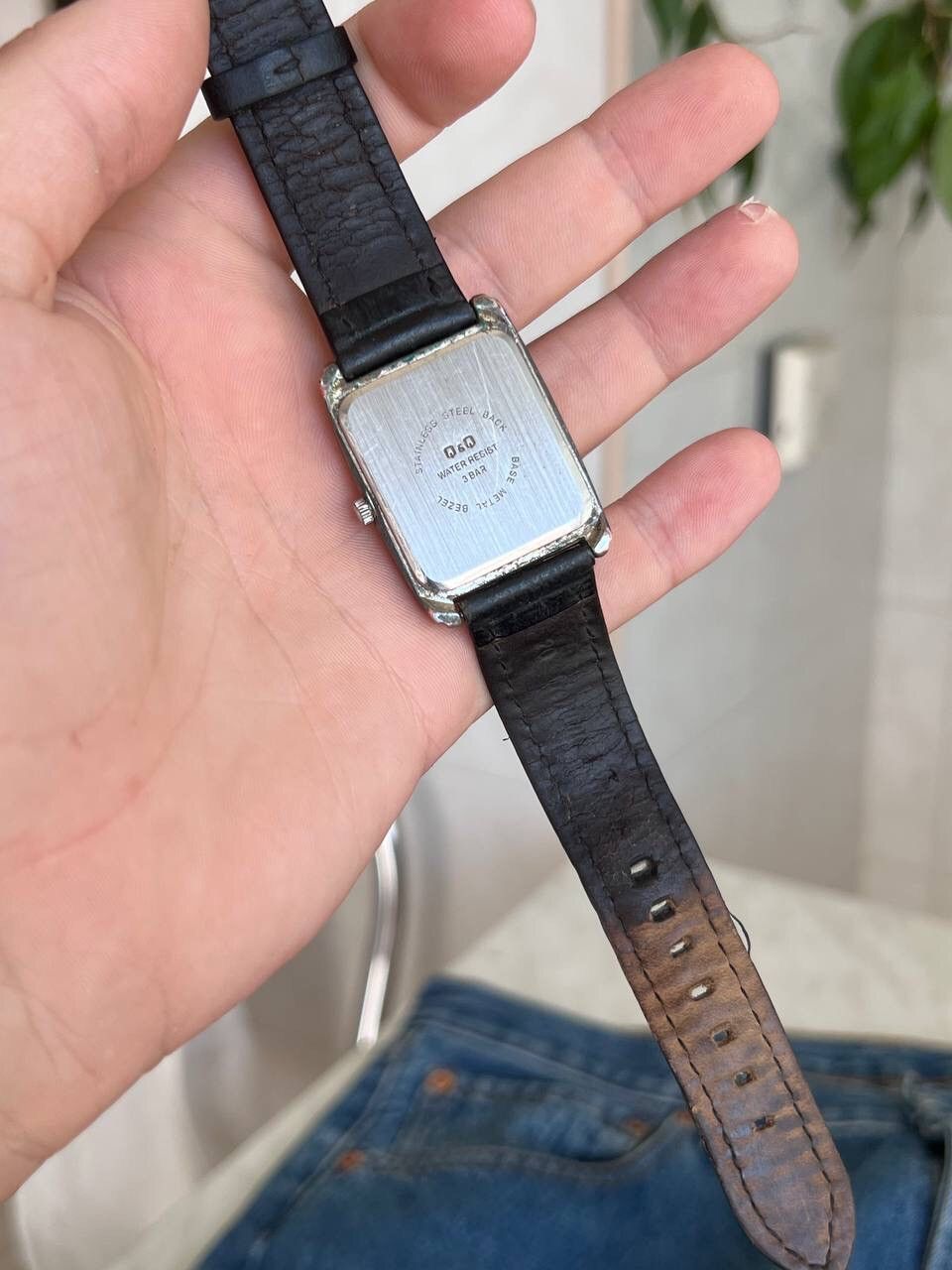 Japanese Brand × Vintage Vintage Japanese style futuristic Watch Q&Q y2k tank watch Size ONE SIZE - 7 Thumbnail