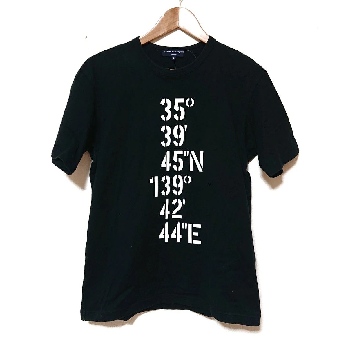 Comme des Garcons Homme T-Shirt short-sleeved crew neck cotton numerical print Black Size US L / EU 52-54 / 3 - 1 Thumbnail