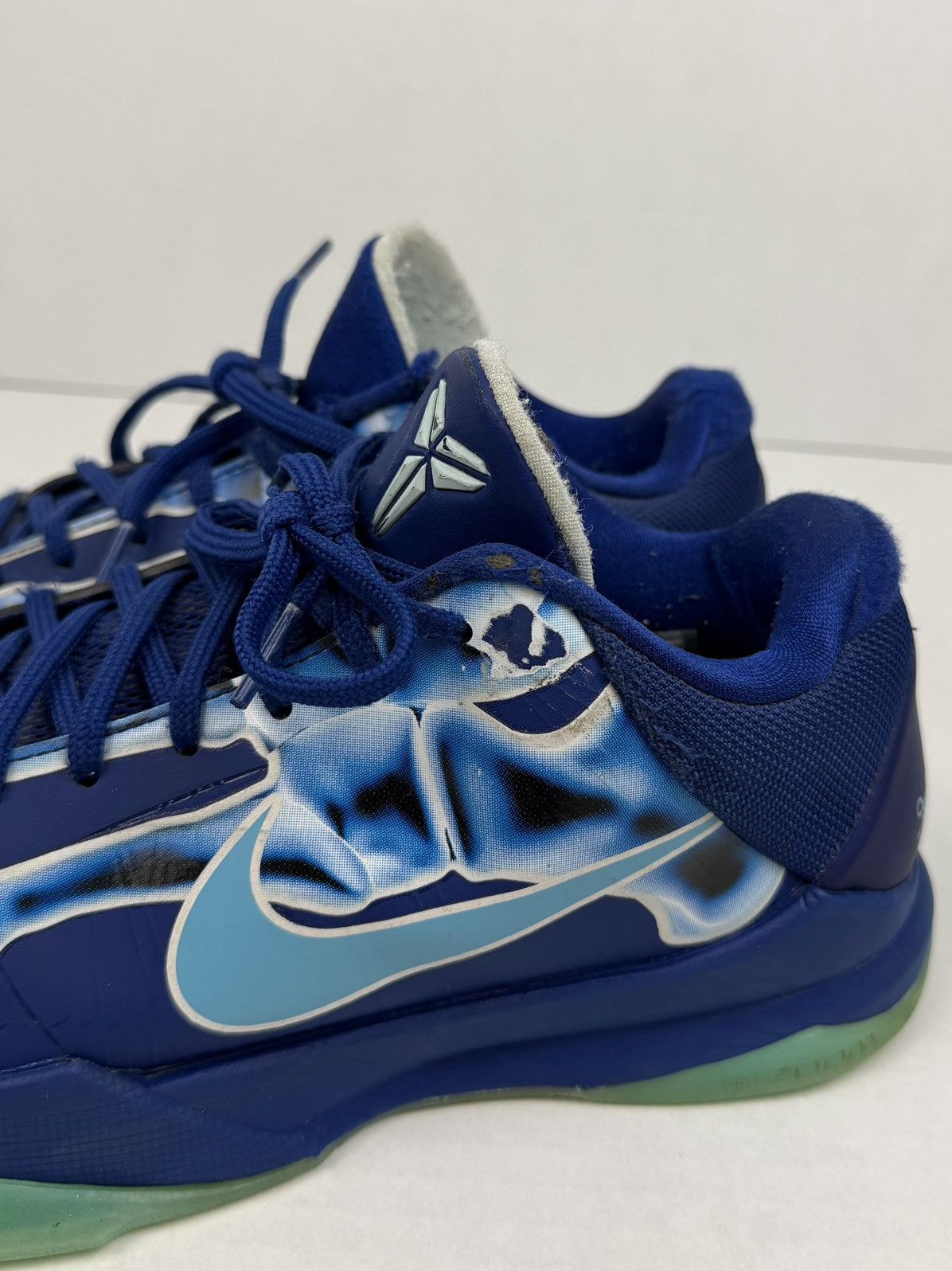 Nike Nike Zoom Kobe 5 Protro X-Ray Skeleton Mamba Blue Glow Size US 8 / EU 41 - 14 Thumbnail