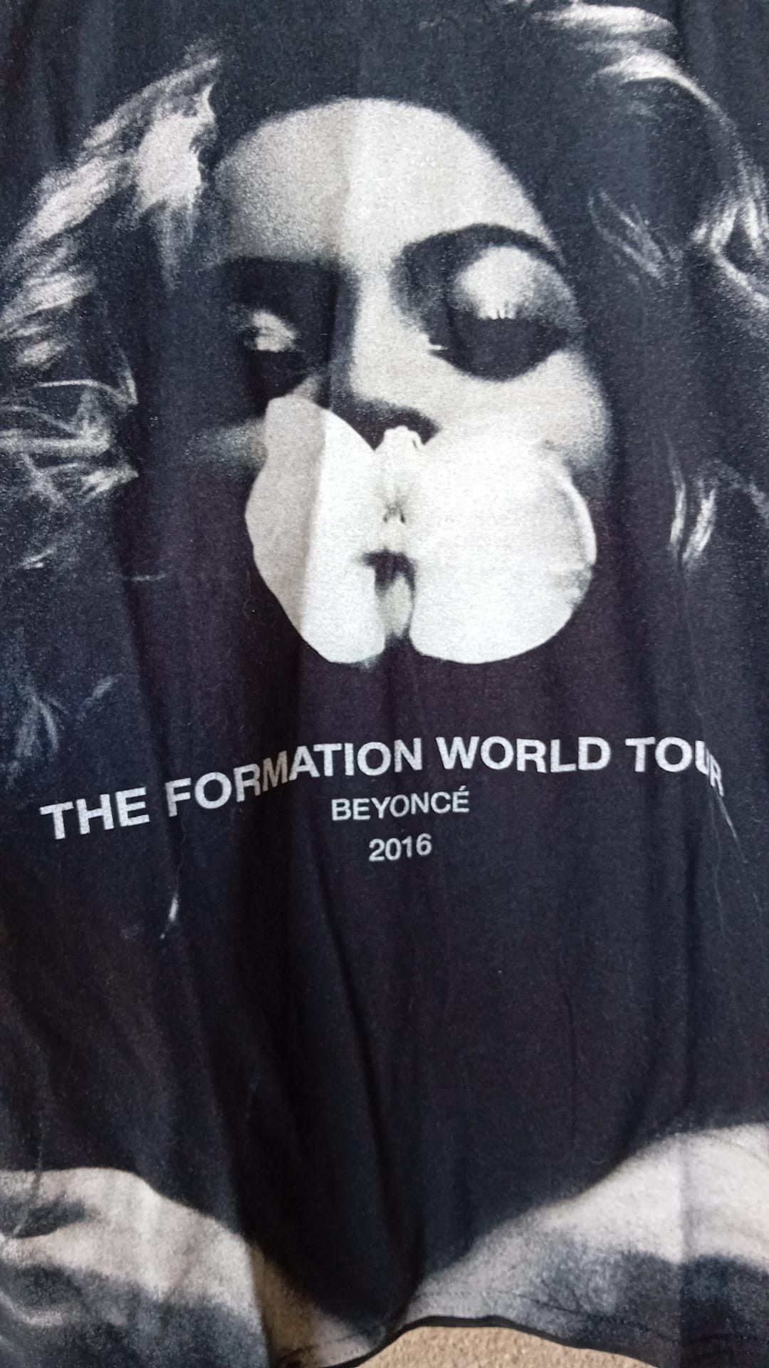 Band Tees × Beyonce Beyonce Formation World Tour 2016 Butterfly T-shirt sz M Size US M / EU 48-50 / 2 - 4 Thumbnail