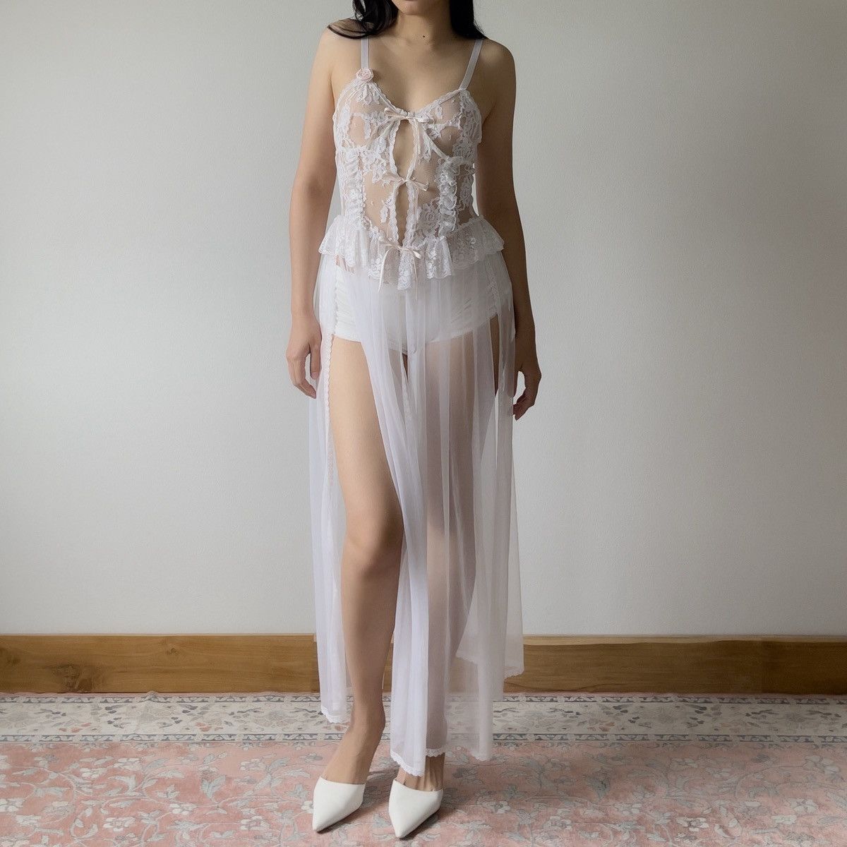 Other Frederick’s of Hollywood 90s White Lace Lingerie Gown (XS–M) Size M / US 6-8 / IT 42-44 - 3 Thumbnail