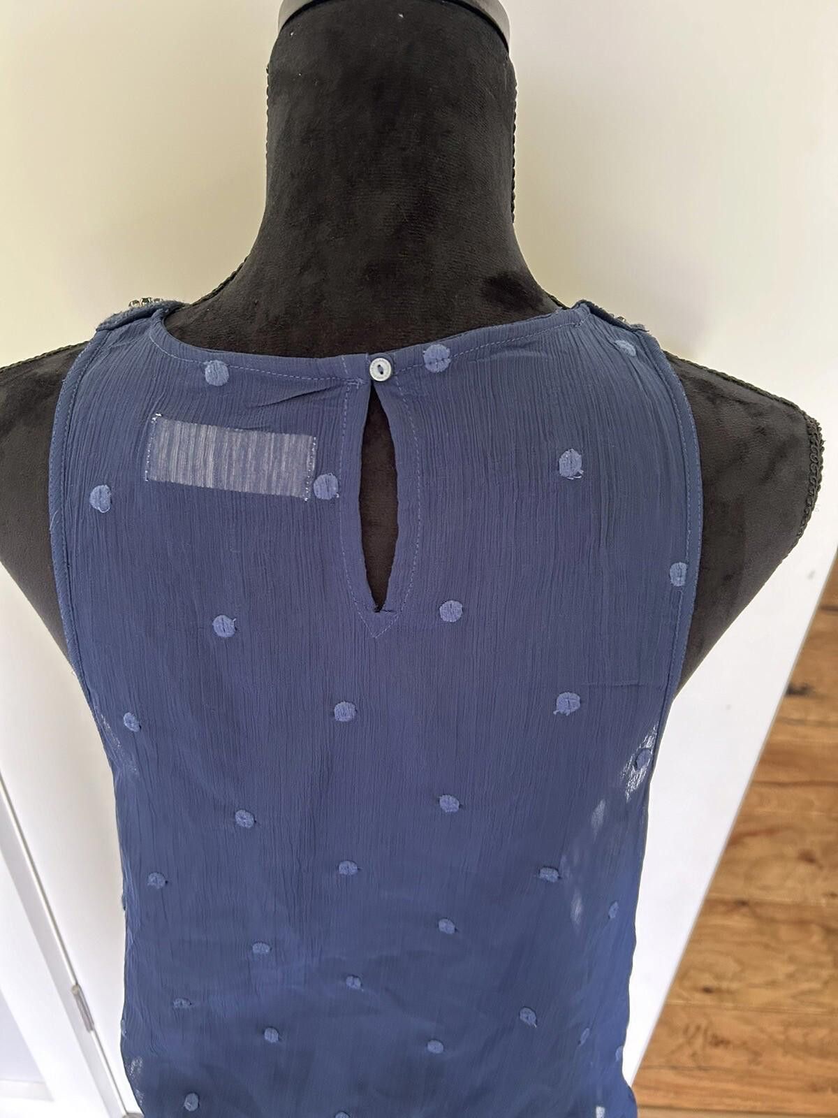 Abercrombie & Fitch Abercrombie and Fitch Beaded Singlet Top Blue - Size M (001) Size M / US 6-8 / IT 42-44 - 8 Thumbnail