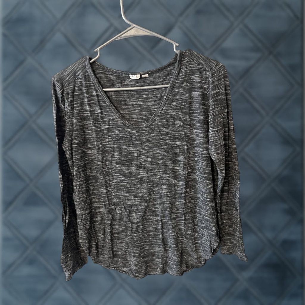 Gap Gap Women Solid V Neck Long Sleeve Small Gray T-Shirt Size S / US 4 / IT 40 - 1 Thumbnail