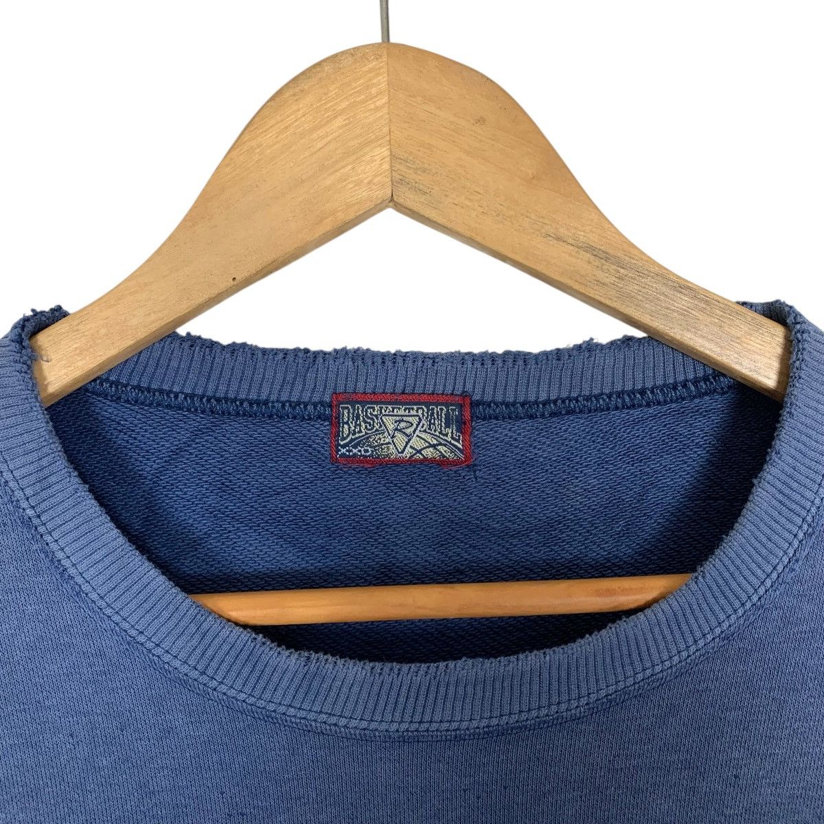 NBA Vintage Distressed Basketball NBA Amori Yamada Sweatshirt Size US L / EU 52-54 / 3 - 6 Thumbnail