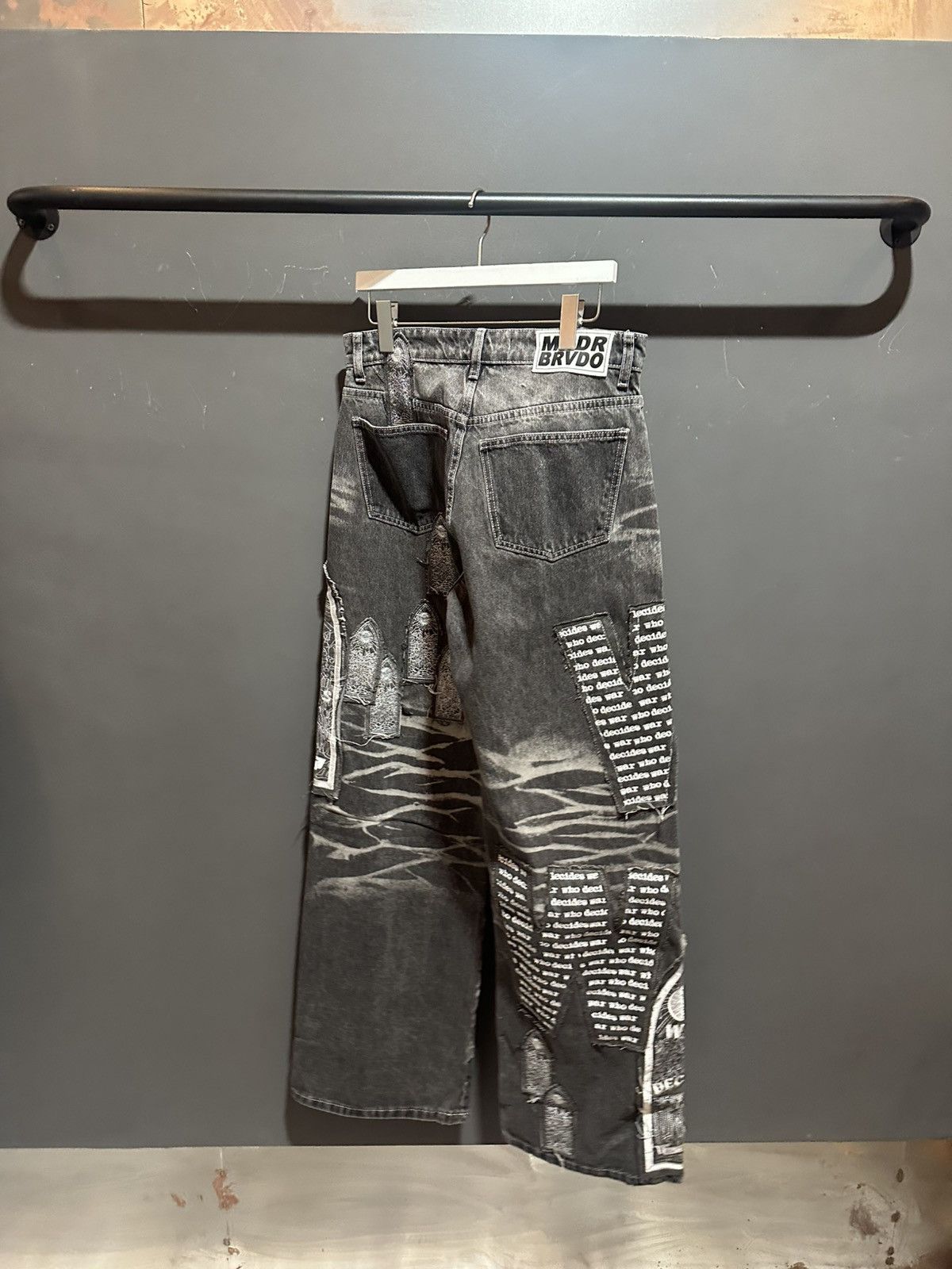 Who Decides War Who decides war Motif Patched Vintage Grey Size US 30 / EU 46 - 2 Thumbnail