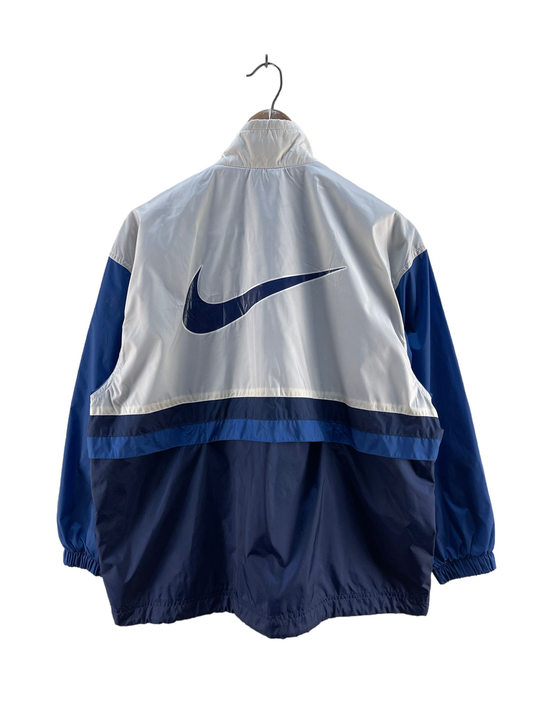 Nike Vintage Nike Swoosh Windbreaker Jacket Size S / US 4 / IT 40 - 1 Thumbnail