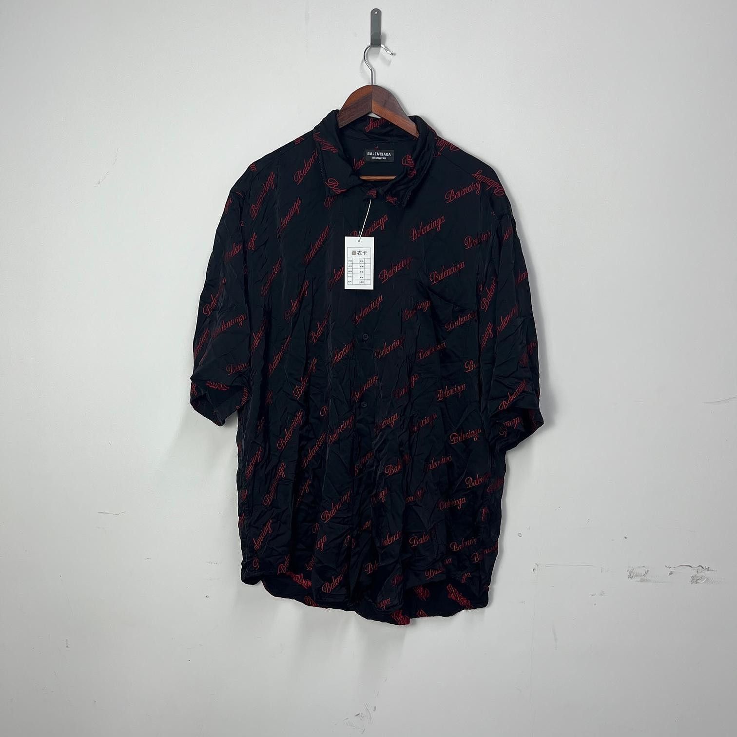 Balenciaga Balenciaga Red Logo Print Shirt Size S Size US S / EU 44-46 / 1 - 1 Thumbnail