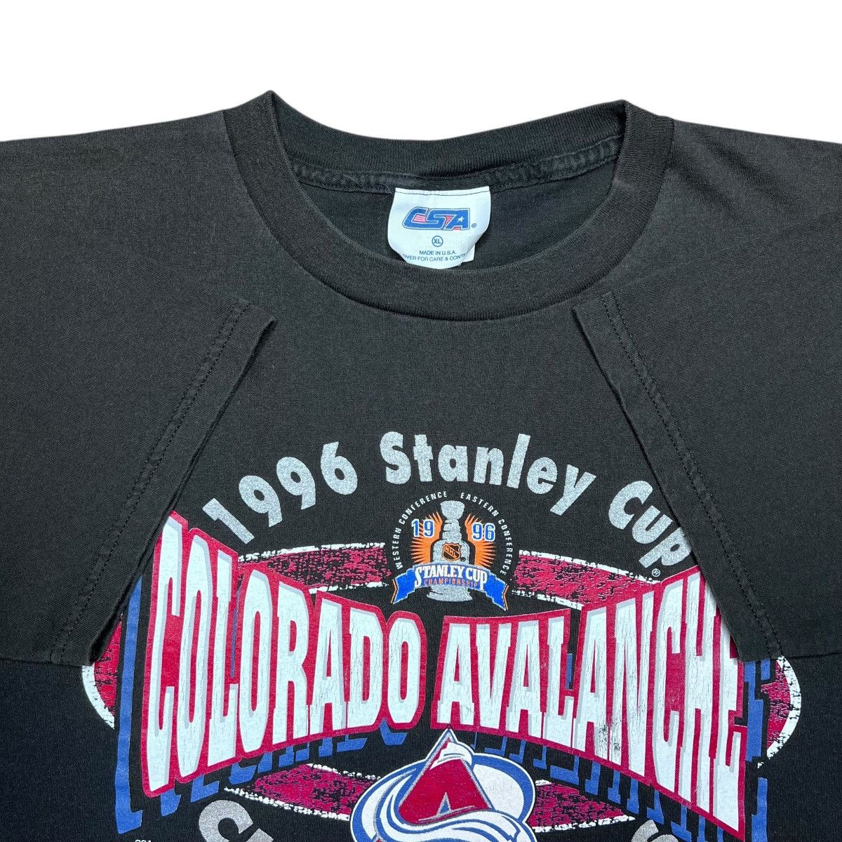 NHL 96 NHL Colorado Avalanche Stanley Cup Champions Graphic Tee Size US XL / EU 56 / 4 - 3 Thumbnail