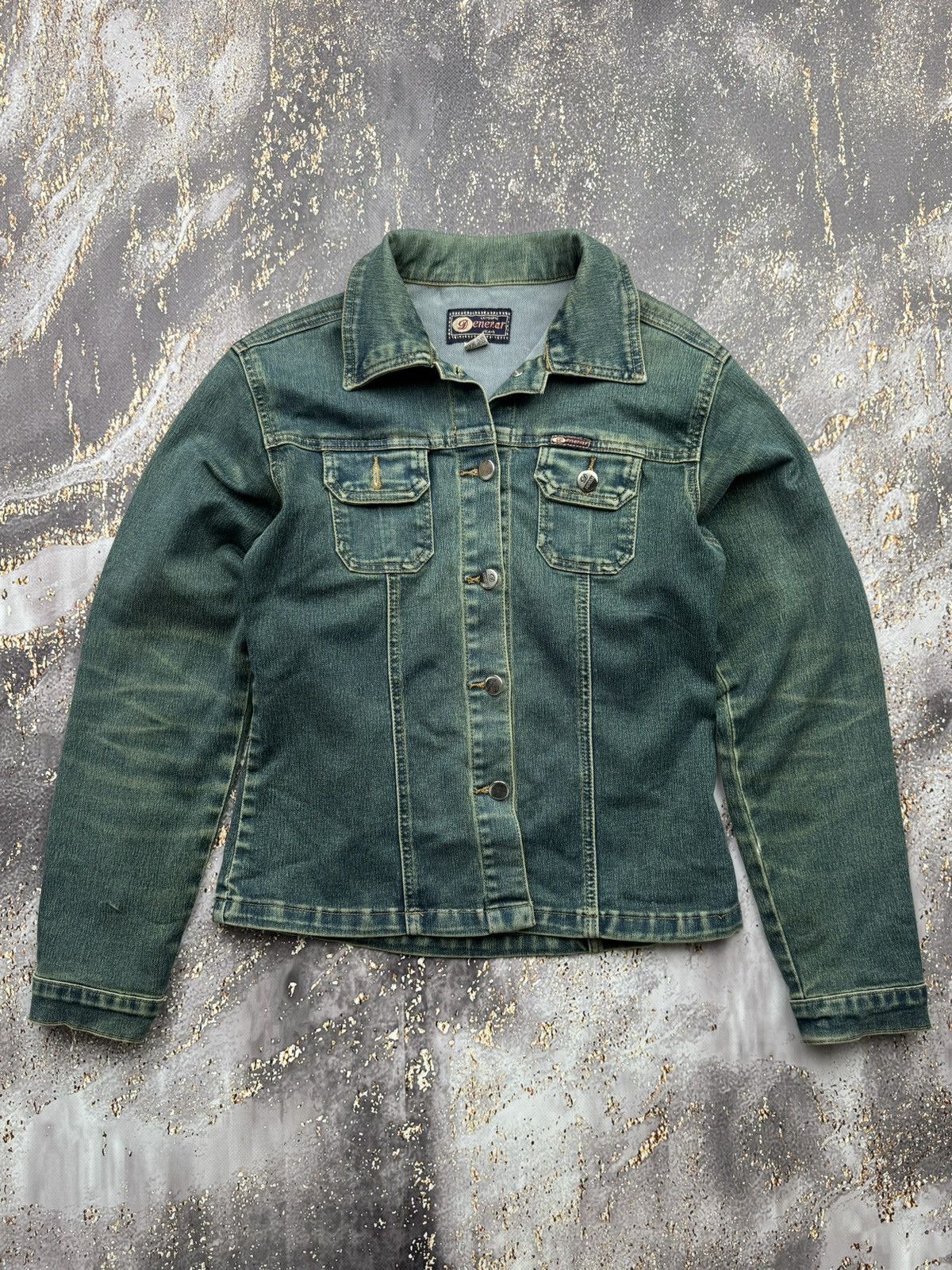 Japanese Brand × Vintage Vintage Sun Faded Denim Jacket Size M / US 6-8 / IT 42-44 - 1 Thumbnail