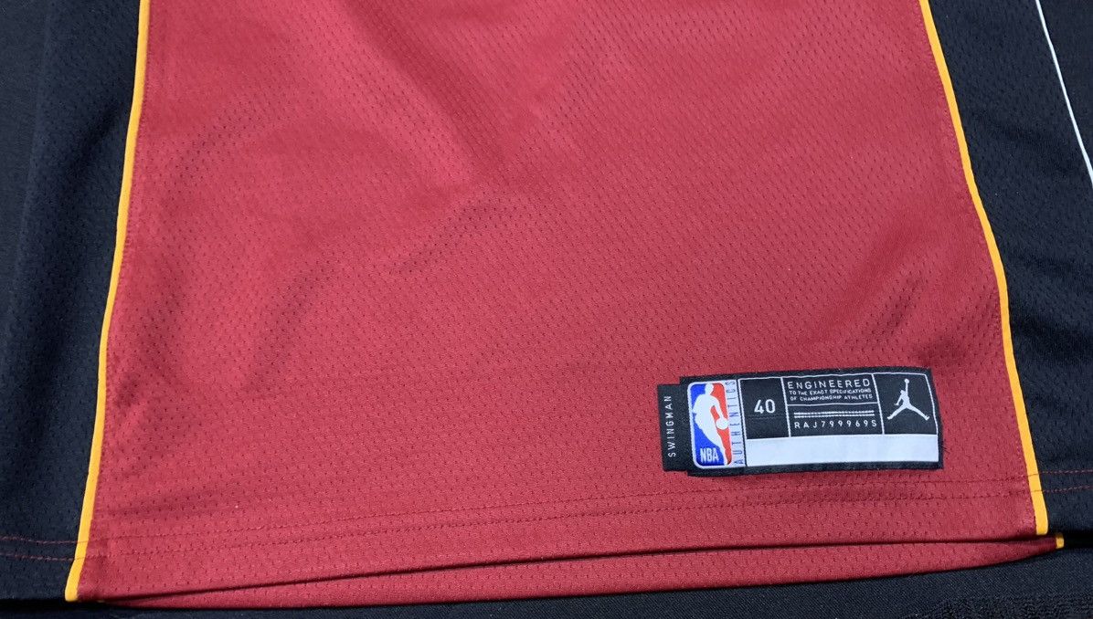 Jordan Brand × NBA Air Jordan Jimmy Butler #22 Miami Heat Jersey Size S Size US S / EU 44-46 / 1 - 6 Thumbnail