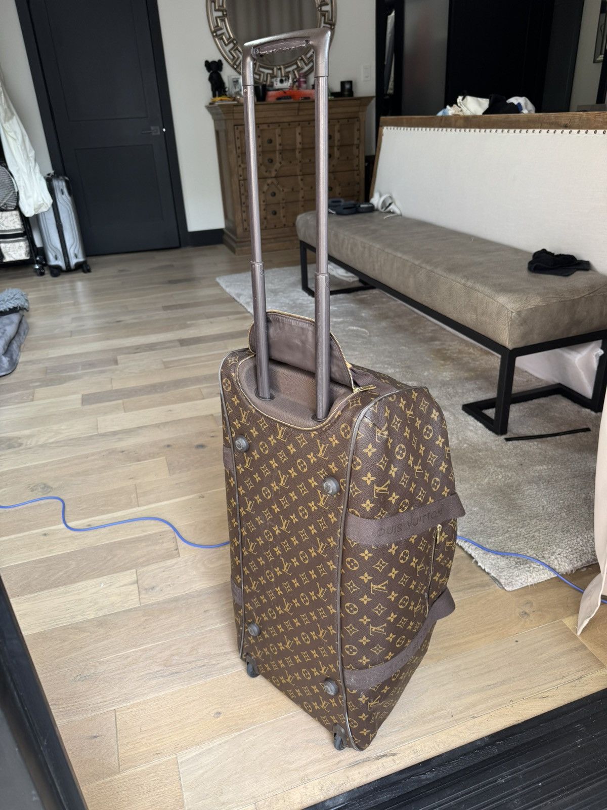 Louis Vuitton Louis Vuitton Horizon Soft 65 Monogram Canvas Duffle Bag Size ONE SIZE - 9 Thumbnail