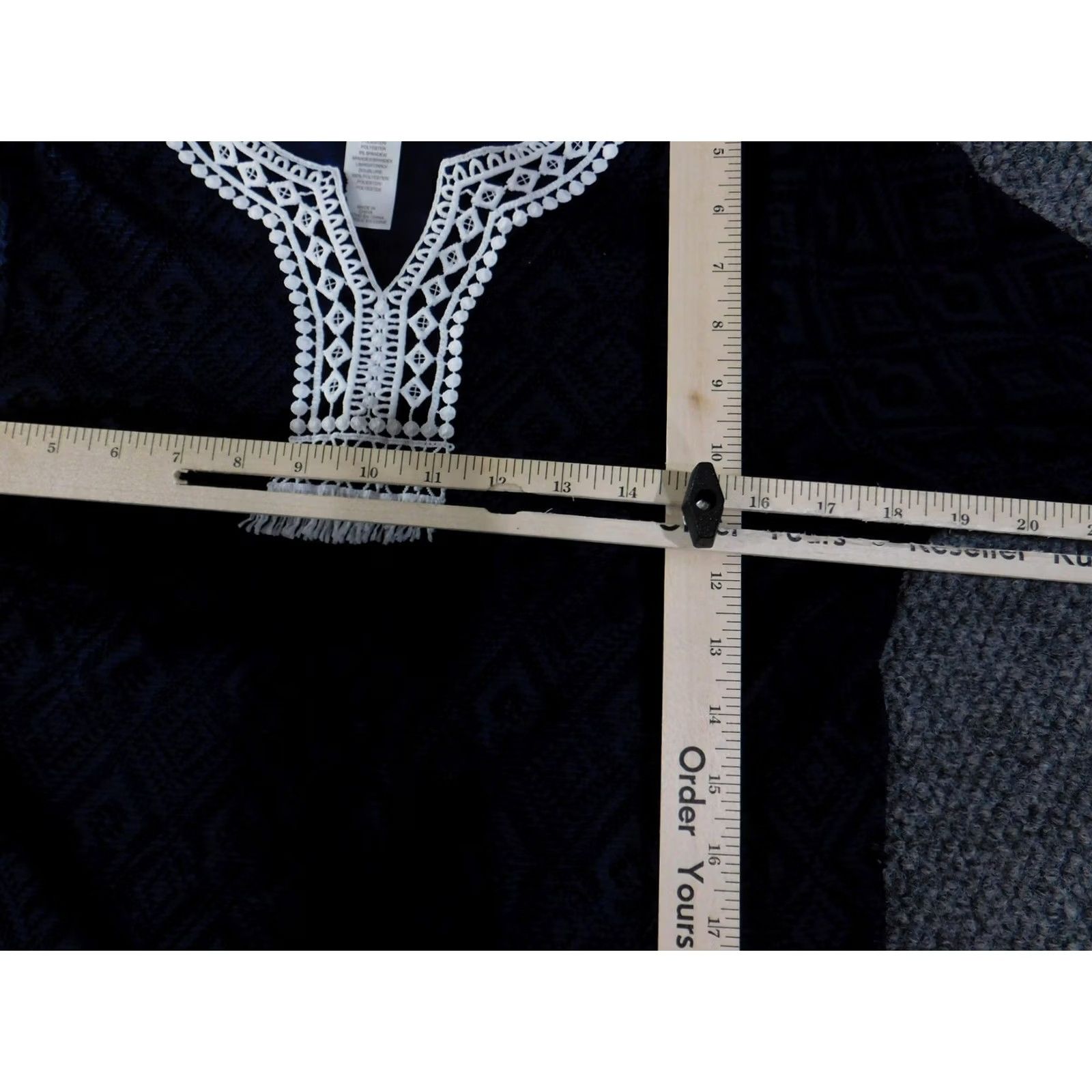 Vintage Alfred Dunner Top Womens Small Navy Blue Lace Crochet Tunic Boho Fringe Trim Blouse Size S / US 4 / IT 40 - 6 Thumbnail