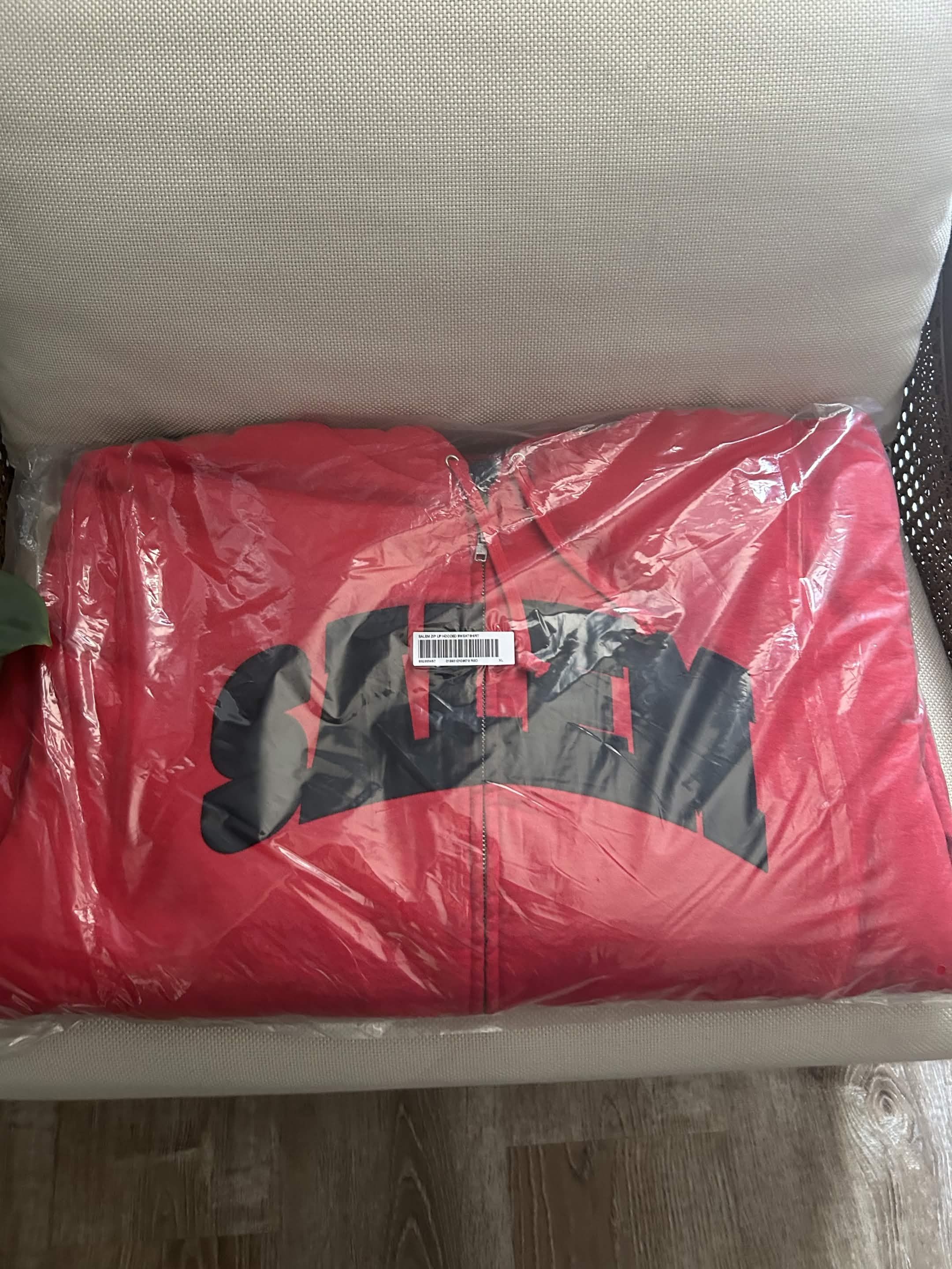 Supreme Supreme/SALEM Zip Up Hooded Sweatshirt Hoodie XL Size US XL / EU 56 / 4 - 1 Thumbnail