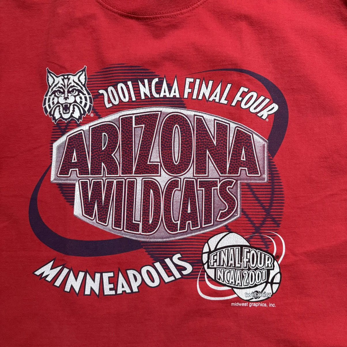 NCAA Vintage Y2K Arizona Wildcats Final Four T-Shirt Size US XL / EU 56 / 4 - 4 Thumbnail