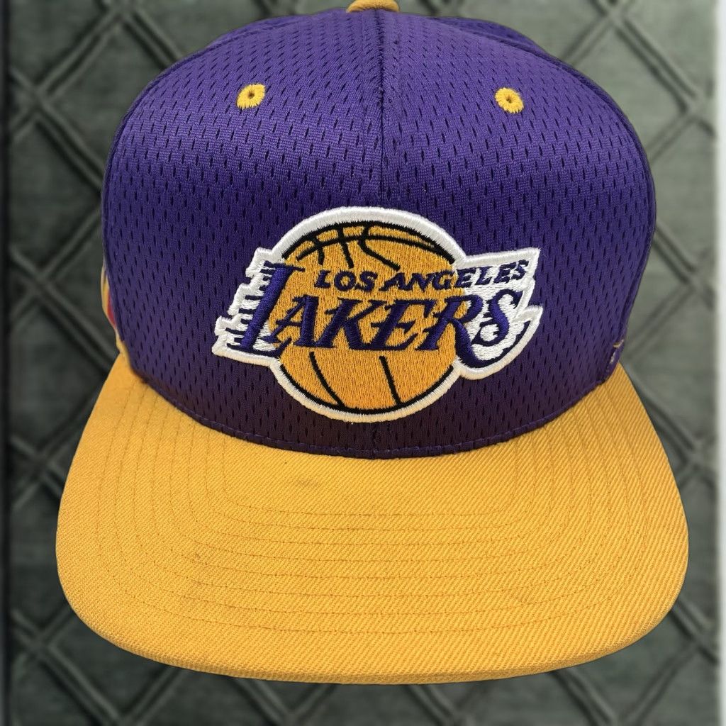 Mitchell & Ness Mitchell & Ness Lakers Baseball Cap Hat LA Skyline LA Lakers Purple One Size Adjustable Breathable Sports Hat Men Boys Womens Size ONE SIZE - 1 Thumbnail
