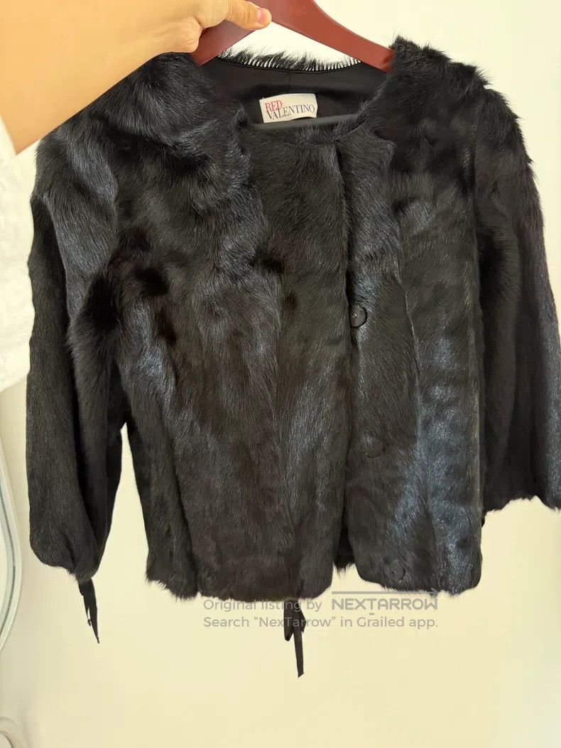 Valentino Valentino Short fur top made of shearling Size S / US 4 / IT 40 - 1 Thumbnail