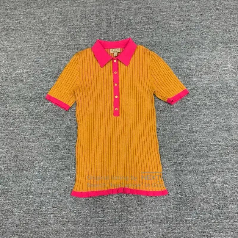 Burberry Burberry Yellow Cotton T-Shirt for Women. Size S / US 4 / IT 40 - 1 Thumbnail