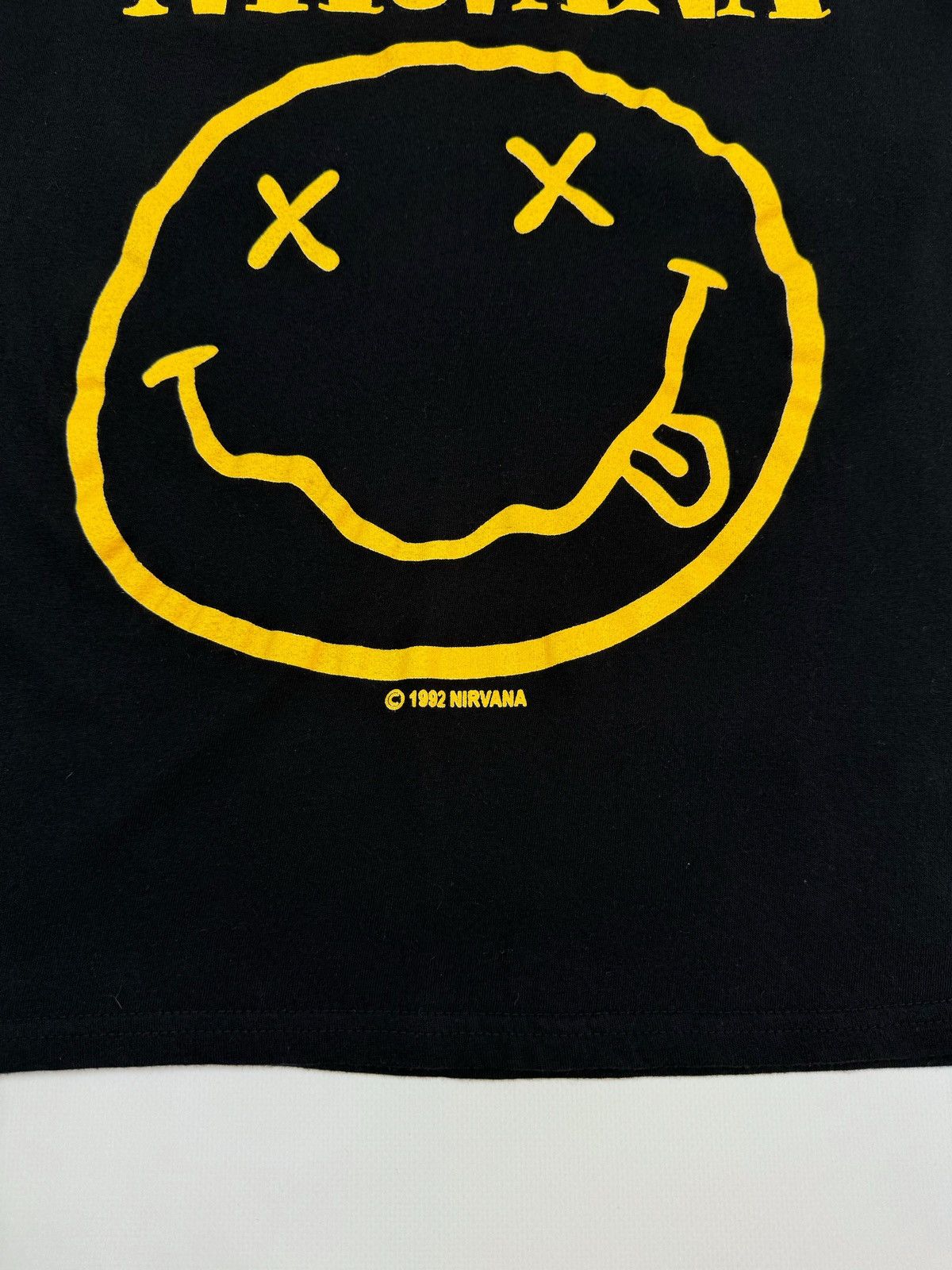 Band Tees × Vintage Vintage Nirvana Smile Reprint 1992 T-Shirt Size US M / EU 48-50 / 2 - 4 Thumbnail