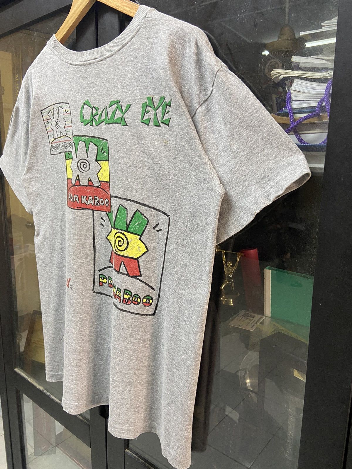 Vintage 90's Peakaboo Crazy Eye Rare Find