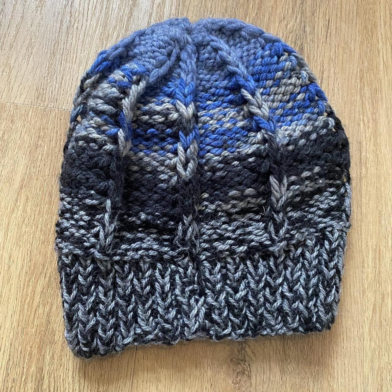 Other Grey and blue knitted beanie Handmade Wool Size ONE SIZE - 1 Thumbnail