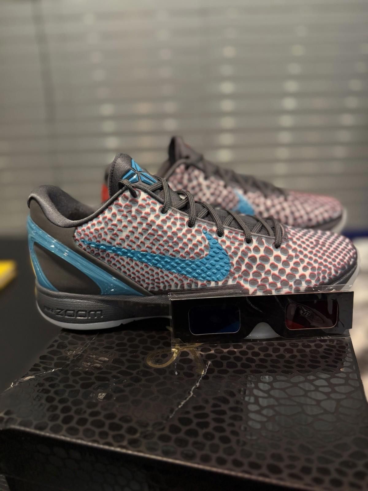 Nike Size 10.5 Men’s - Nike Zoom Kobe 6 All-Star 3D Hollywood Size US 10.5 / EU 43-44 - 9 Thumbnail