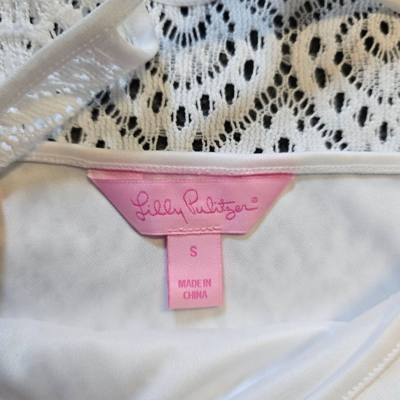 Lilly Pulitzer Lilly Pulitzer Dress Womens Small White Fontaine Crochet Lace Resort Cocktail Shift Bell Sleeve Short Dress, Carded for Summer Beach Occasions Mens? Size S / US 4 / IT 40 - 4 Thumbnail