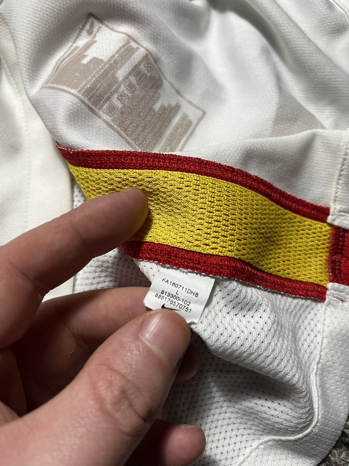 Nike NIKE RED BULL SALZBURG 2016/2017 PLAYER ISSUE SOCCER JERSEY Size US L / EU 52-54 / 3 - 6 Thumbnail