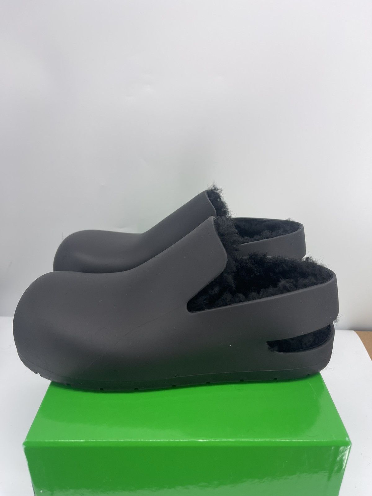Bottega Veneta Bottega Veneta Puddle Sandals eu 41 Size US 8 / EU 41 - 3 Thumbnail