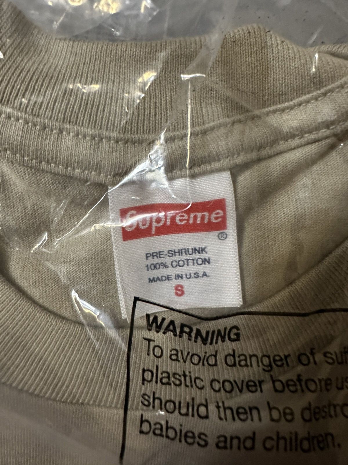 Supreme Supreme Catwoman T-shirt - Sand, Small Size US S / EU 44-46 / 1 - 3 Thumbnail