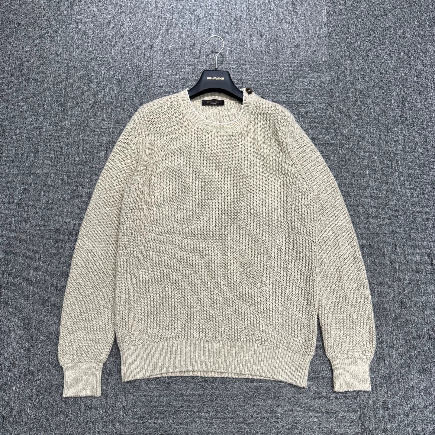 Loro Piana Loro Piana 95 New Sweater 45S 114B 69L Snags Size US S / EU 44-46 / 1 - 1 Thumbnail
