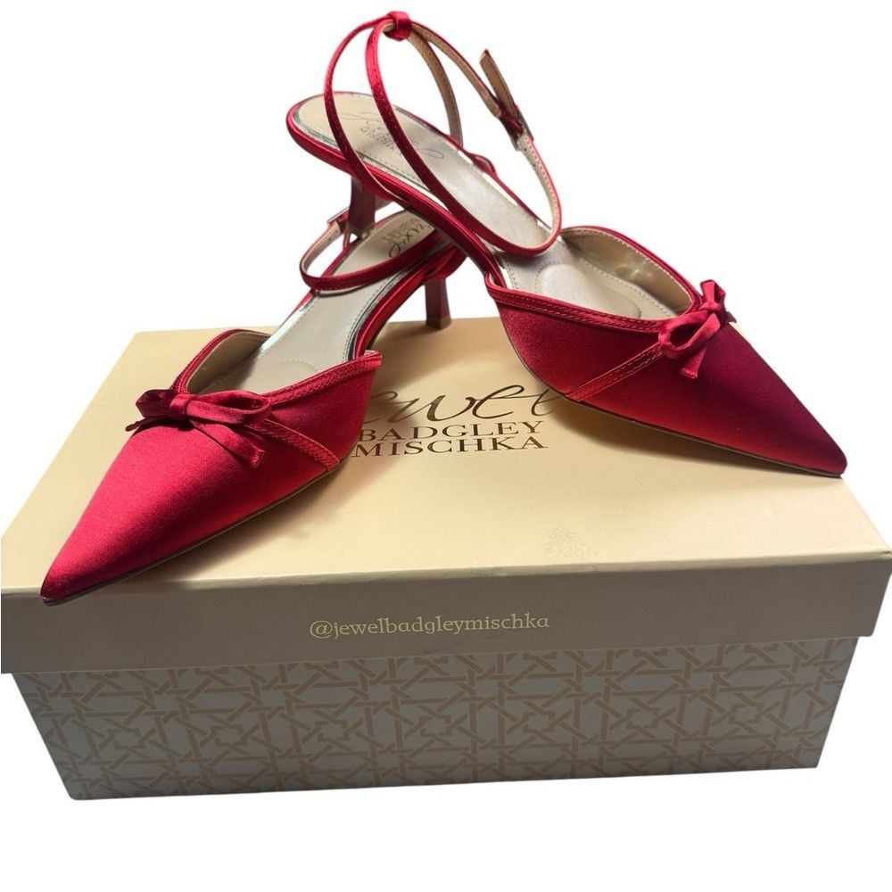 Badgley Mischka New Jewel Badgley Mischka Talasia Kitten Heel Red Satin Pum Size US 7 / IT 37 - 3 Thumbnail