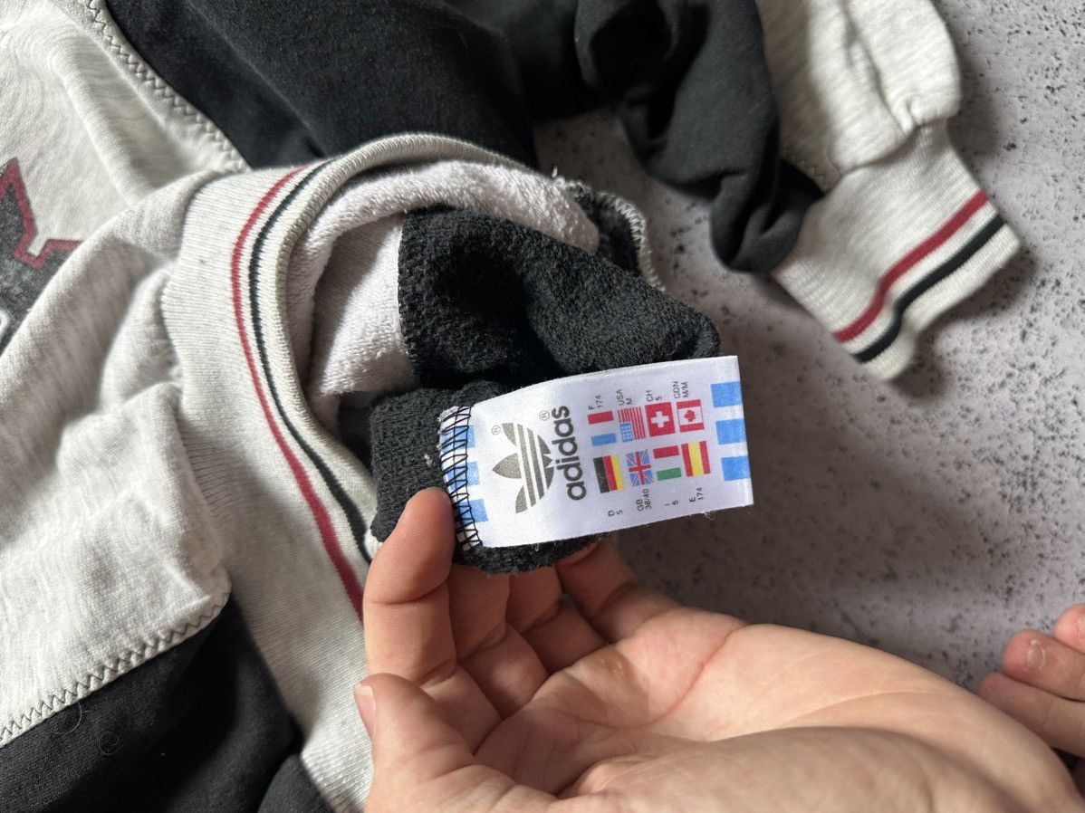 Adidas Vintage Adidas Crewneck Sweatshirt Trademark Baggy Y2K USA Size US M / EU 48-50 / 2 - 6 Thumbnail