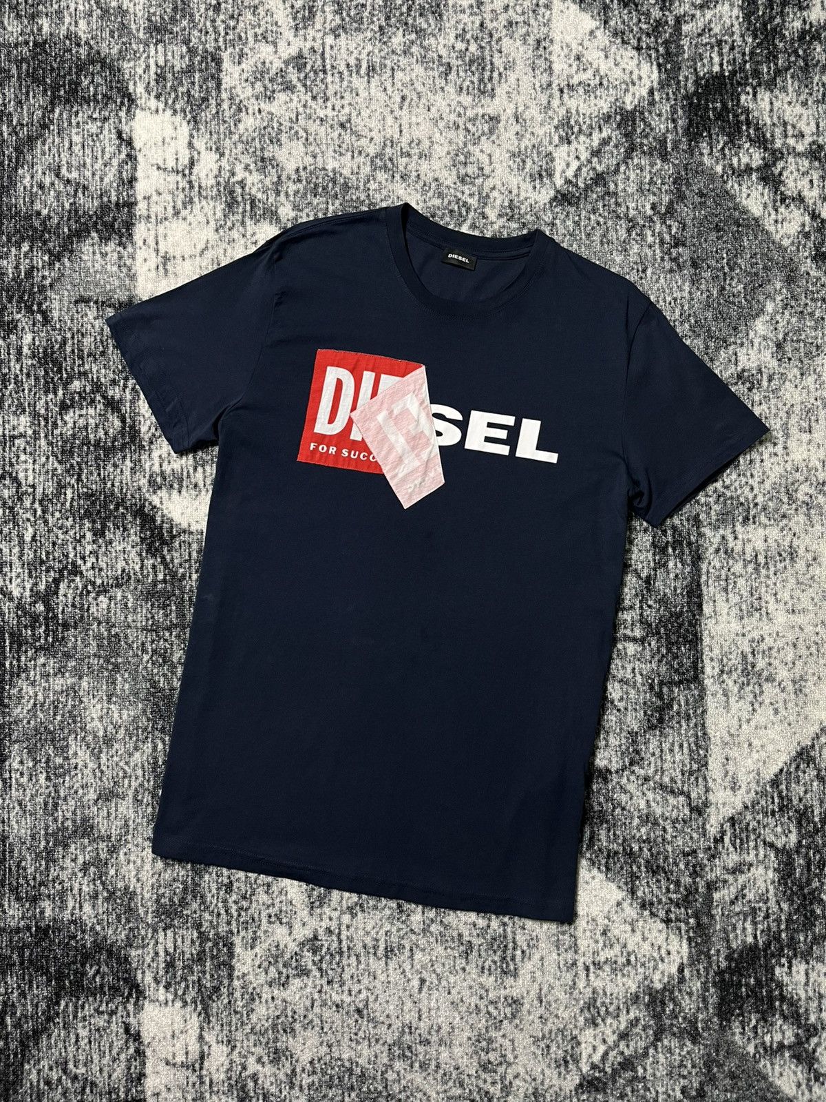 Diesel × Vintage Vintage Diesel T-Shirt Big Logo Y2K Style Size US L / EU 52-54 / 3 - 1 Thumbnail
