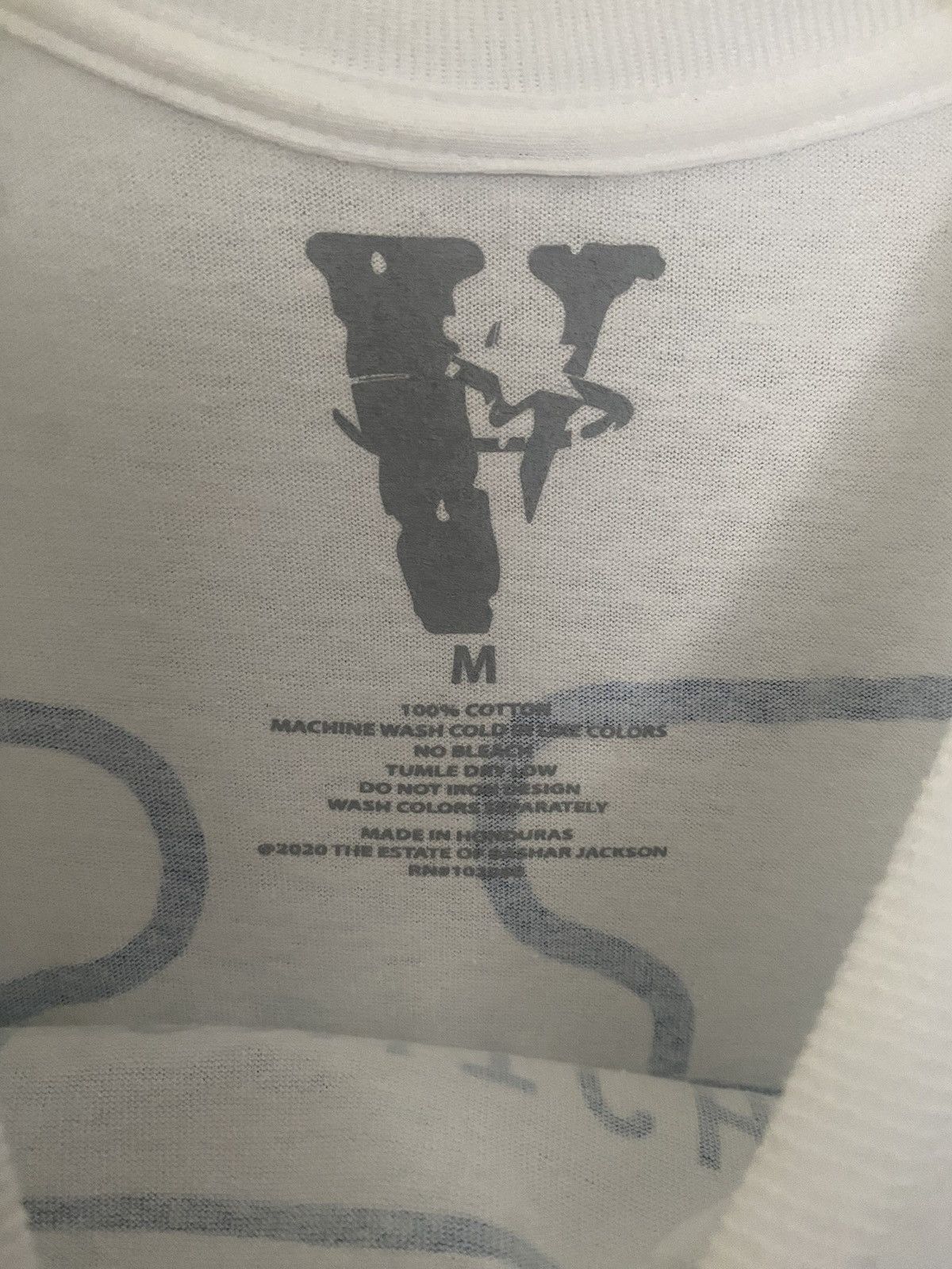 Vlone Vlone X Pop smoke stop snitching on the woo. Size US M / EU 48-50 / 2 - 3 Thumbnail