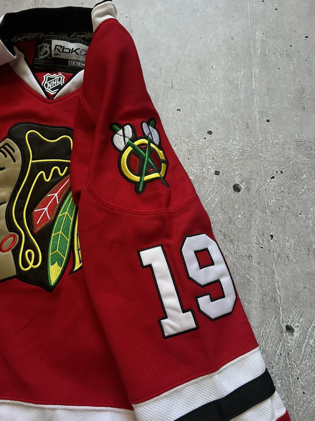 Reebok Chicago Blackhawks Jonathan Toews #19 Hockey Reebok Size 48 Size US M / EU 48-50 / 2 - 6 Thumbnail