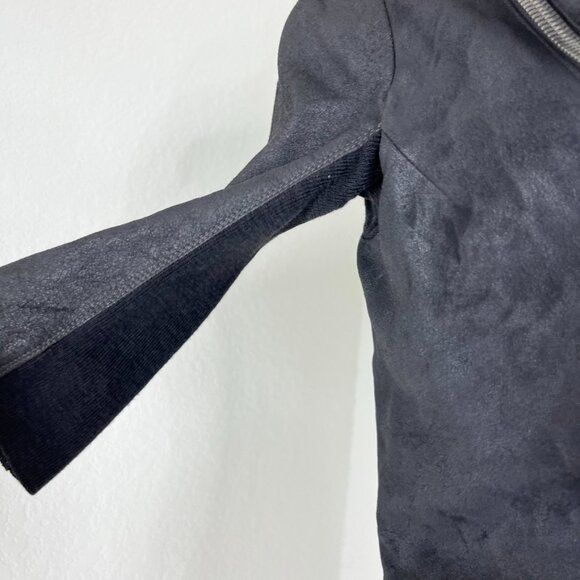 Rick Owens Drkshdw Rick Owens DRKSHDW Lamb Leather Cropped Gray Short Sleeve Zi Size M / US 6-8 / IT 42-44 - 4 Thumbnail