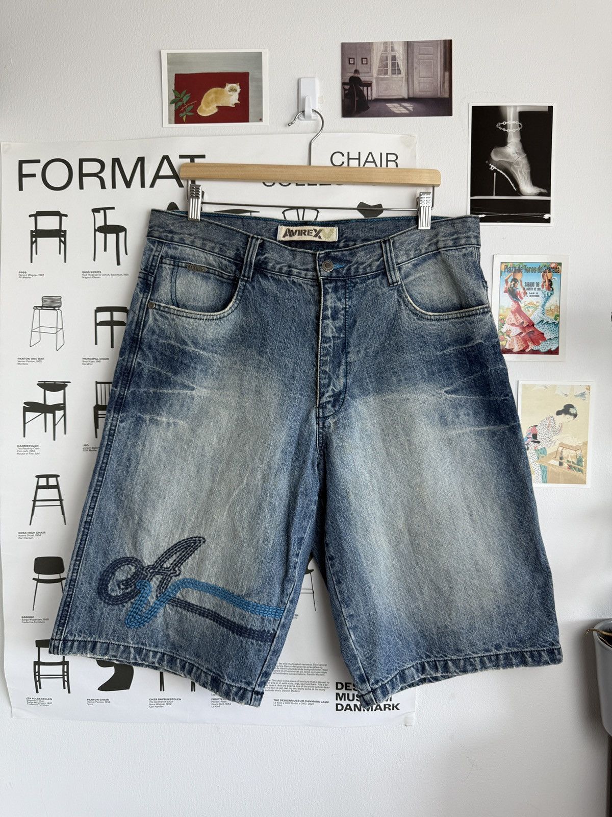Vintage y2k Avirex baggy embroidered denim shorts skate rap