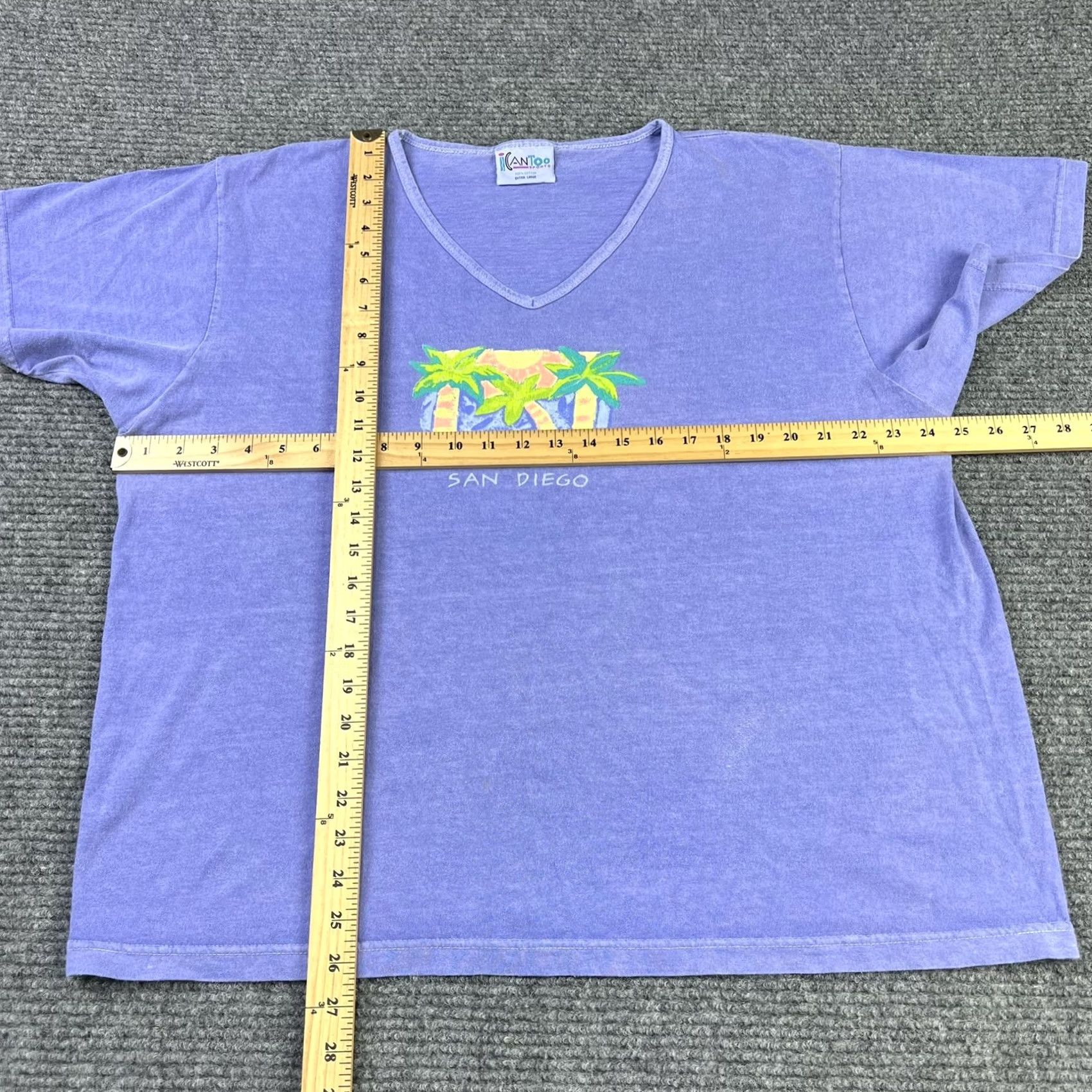 Vintage VINTAGE San Diego Graphic Tee V-Neck T-Shirt Womens XL Activewear Made USA Size XL / US 12-14 / IT 48-50 - 4 Thumbnail