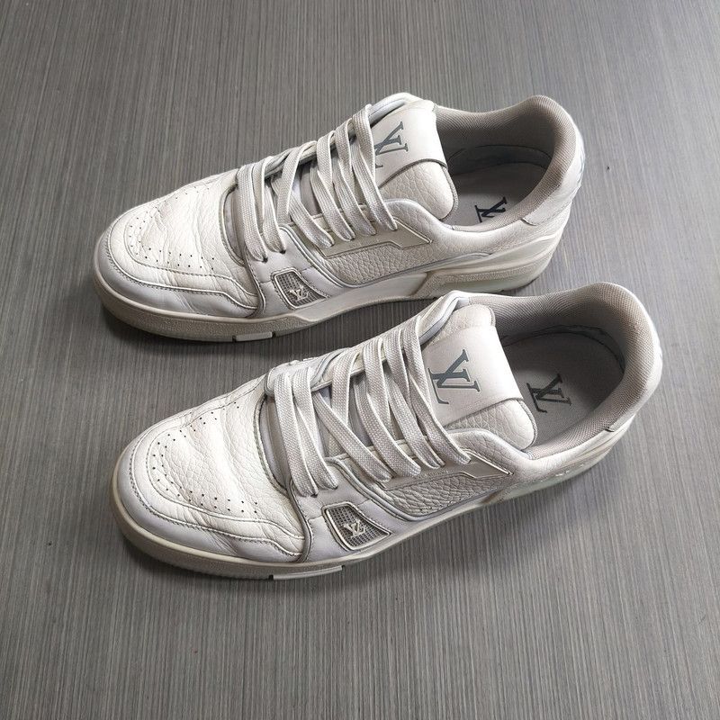 Louis Vuitton Trainer White Low Top Fashion Sneakers 0079