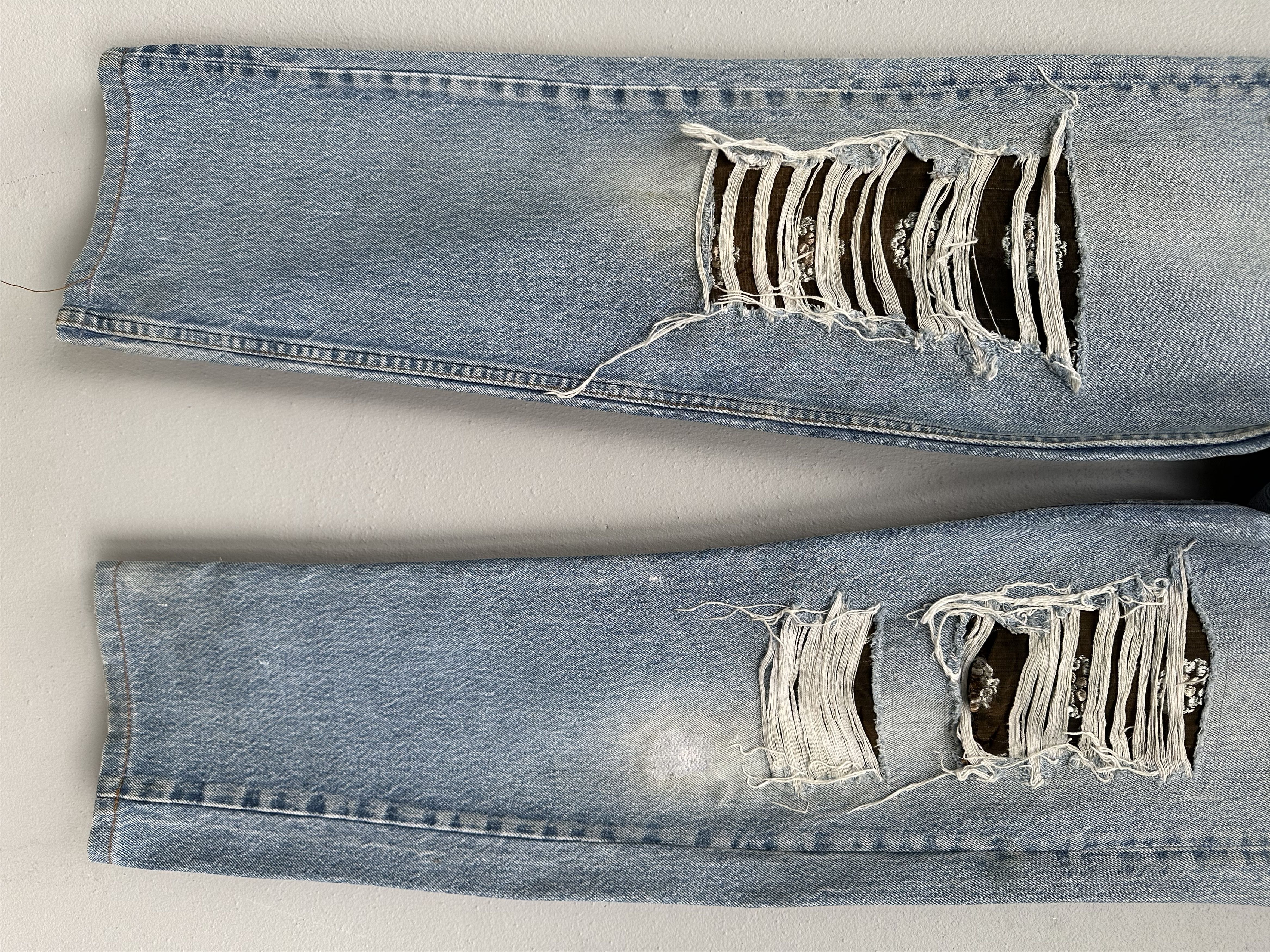 Levi's Vtg Levi’s 501 80s Distressed Rebuild Rip Kurt Cobain Jeans Size US 31 - 10 Thumbnail