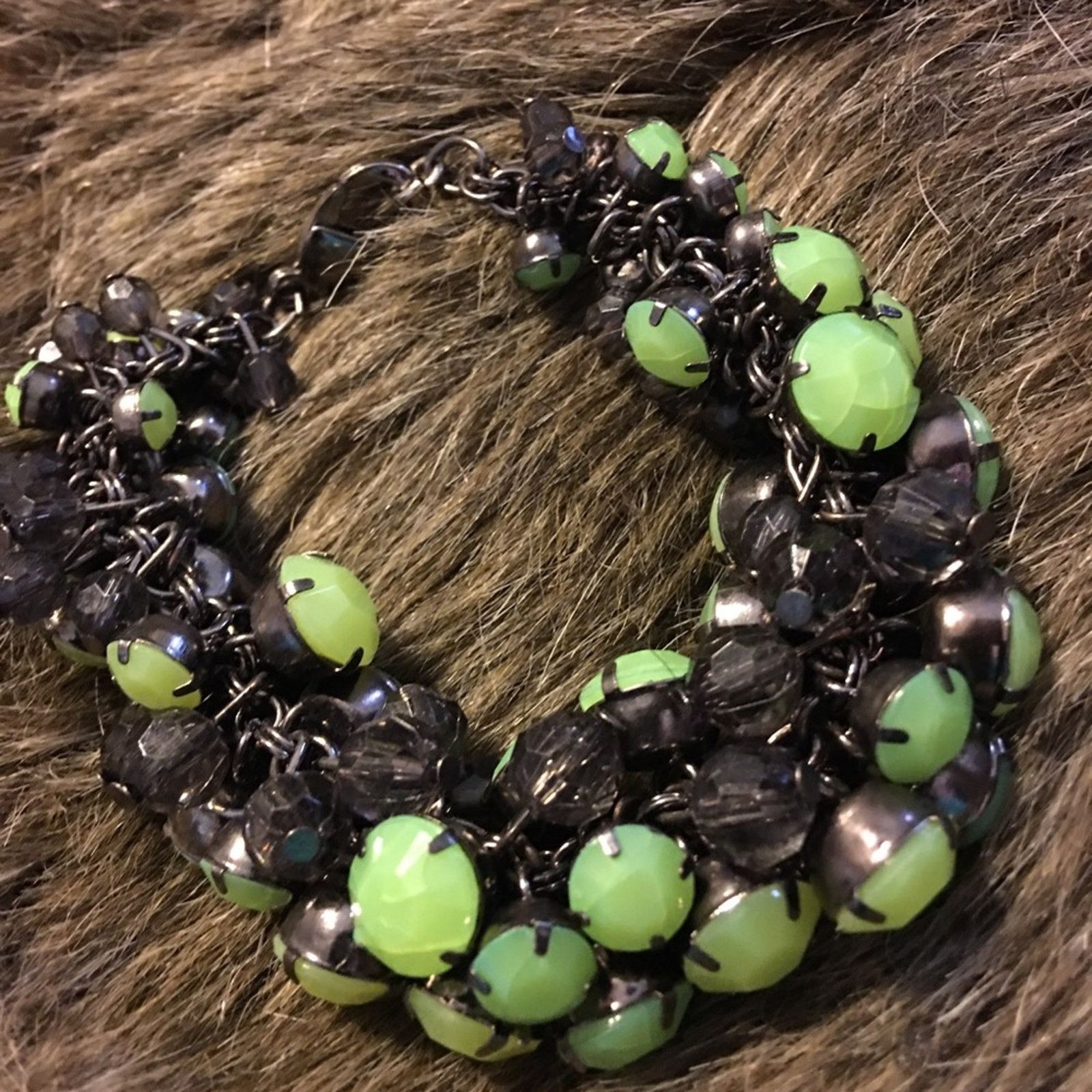 Jewelry Lime green faceted stone dark chrome bracelet Size ONE SIZE - 5 Thumbnail