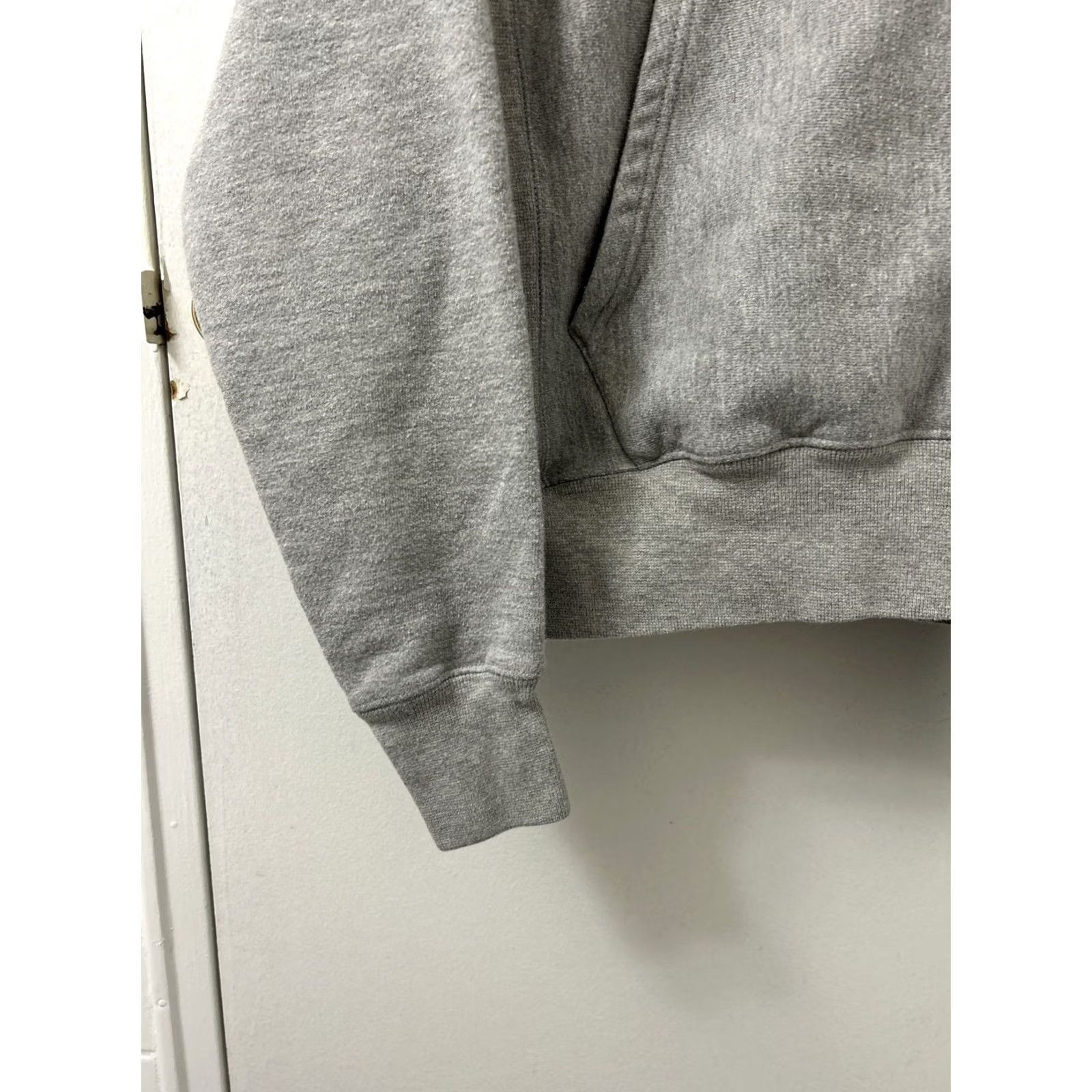 Champion VINTAGE Champion Reverse Weave Hoodie Mens Small Gray Embroidered Spell Out Logo Size US S / EU 44-46 / 1 - 6 Thumbnail