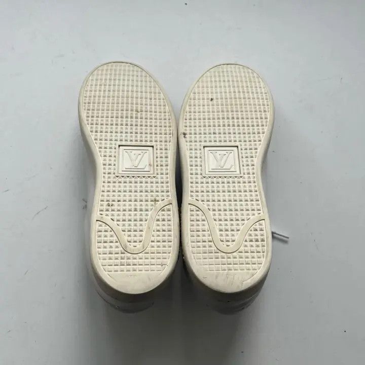 Other Louis Vuitton Cat Illustration White Sneakers -2508 Size US 7 / IT 37 - 4 Thumbnail