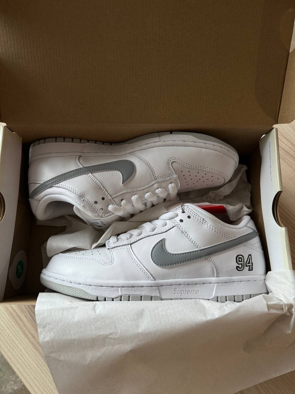 Nike × Supreme Nike sb Dunk low Supreme Size US 8 / EU 41 - 8 Thumbnail