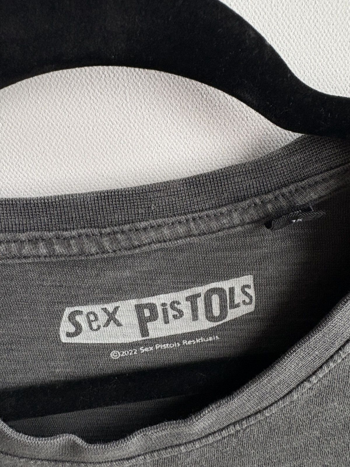 Band Tees Streetwear Vintage Sex Pistols Punk Rock Band T-shirt Size US XL / EU 56 / 4 - 4 Thumbnail