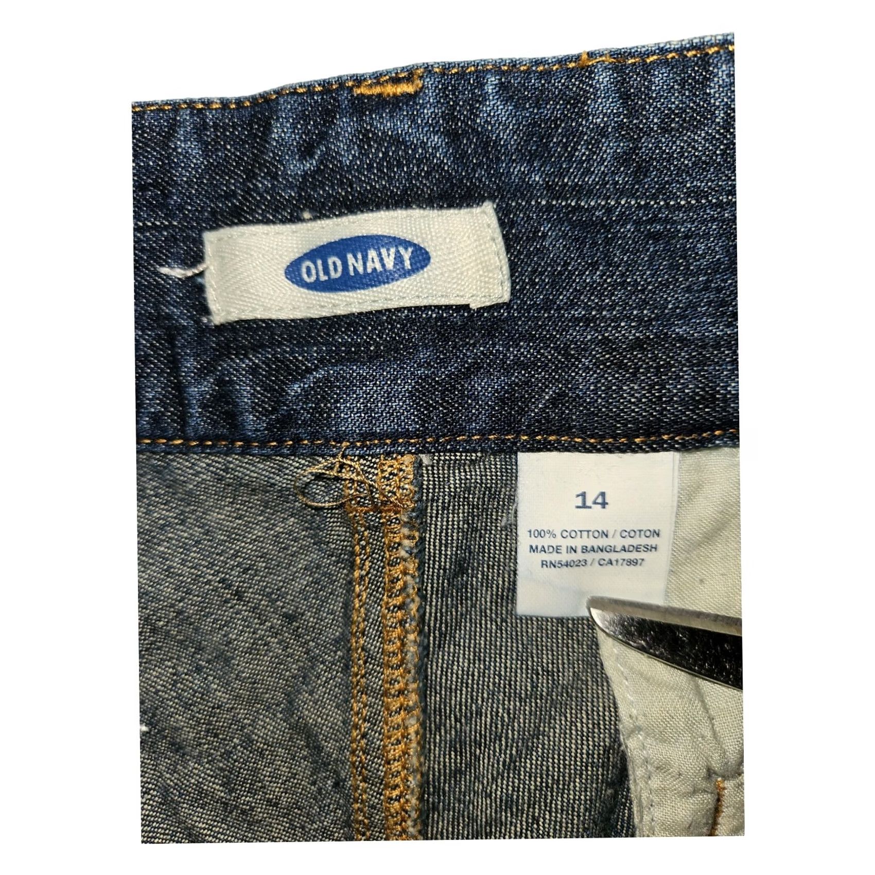 Old Navy VINTAGE Old Navy Denim Pencil Skirt Women's 14 Blue Mid Rise Pockets Skirt Vintage American Size 36" / US 14 / IT 50 - 2 Thumbnail