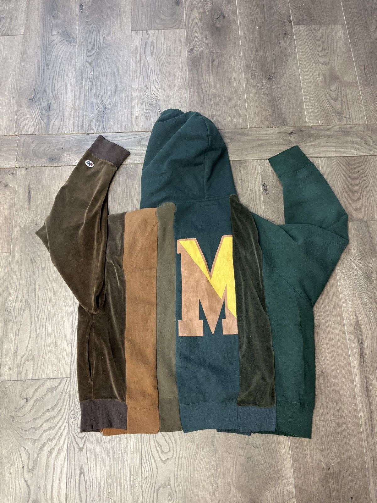 Maison MIHARA YASUHIRO MMY Smiley Stripped Hoodie Size US L / EU 52-54 / 3 - 2 Thumbnail