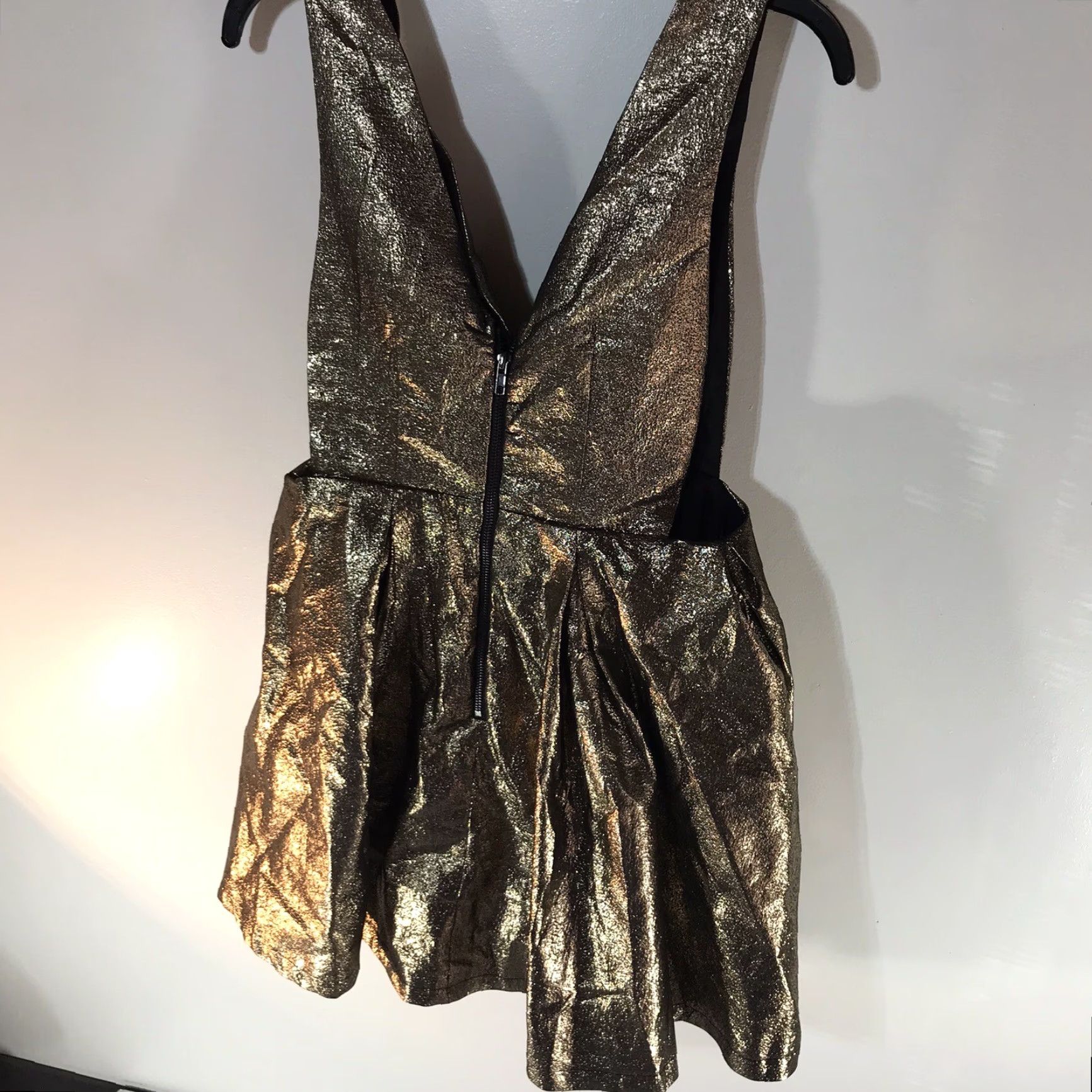 B Sides VINTAGE Hot & Delicious Women's Dress Mini Sleeveless V-Neck Gold Formal Party L Size L / US 10 / IT 46 - 3 Thumbnail