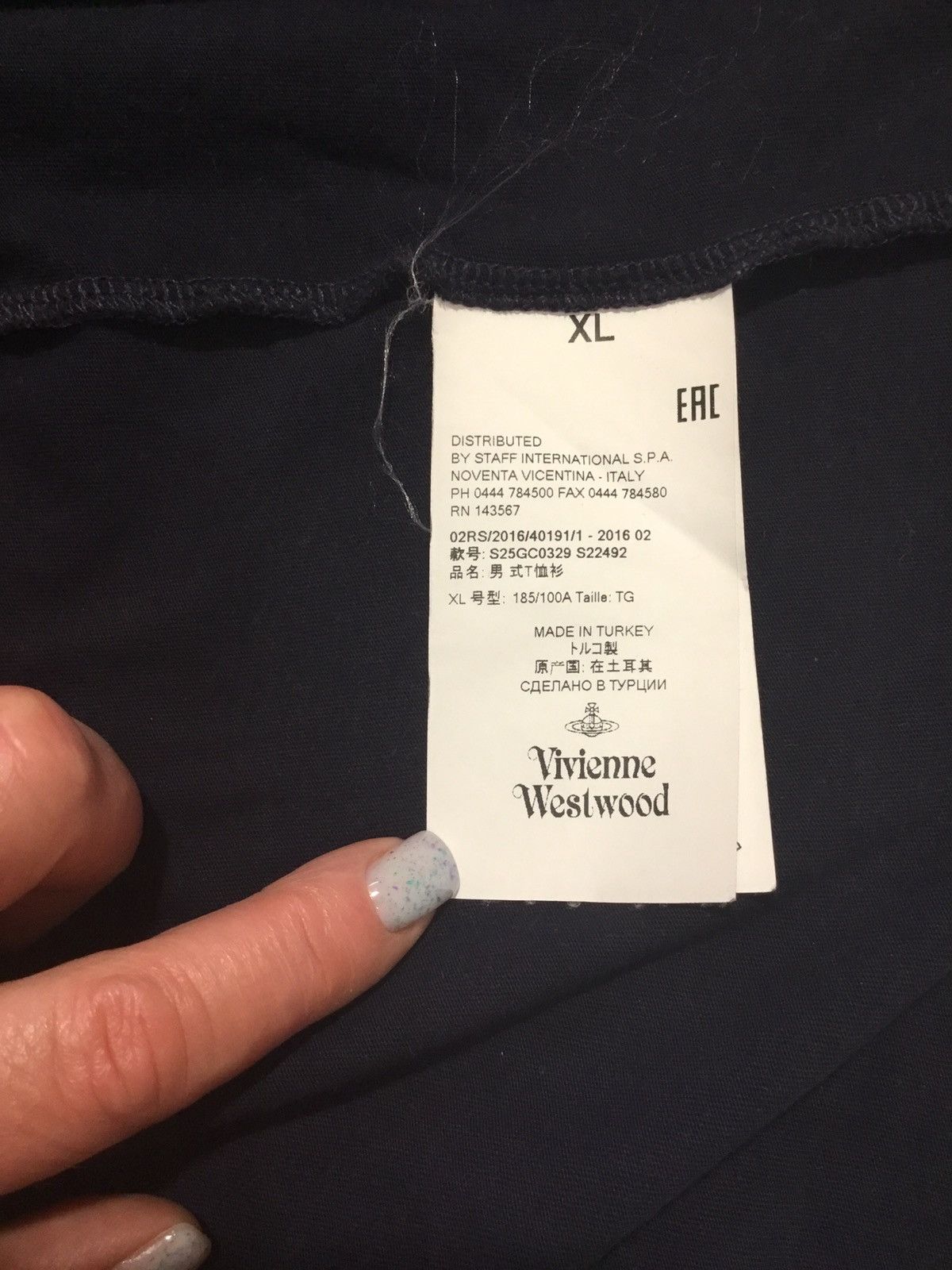 Vivienne Westwood Vivienne Westwood Small Logo T-Shirt Men's Size XL Size US XL / EU 56 / 4 - 5 Thumbnail